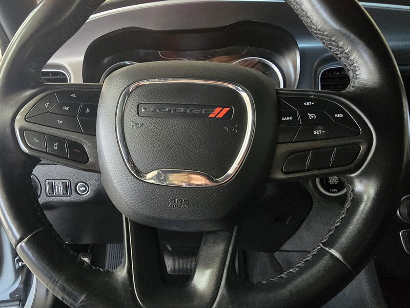 Used 2022 Dodge Charger SXT RWD image 22