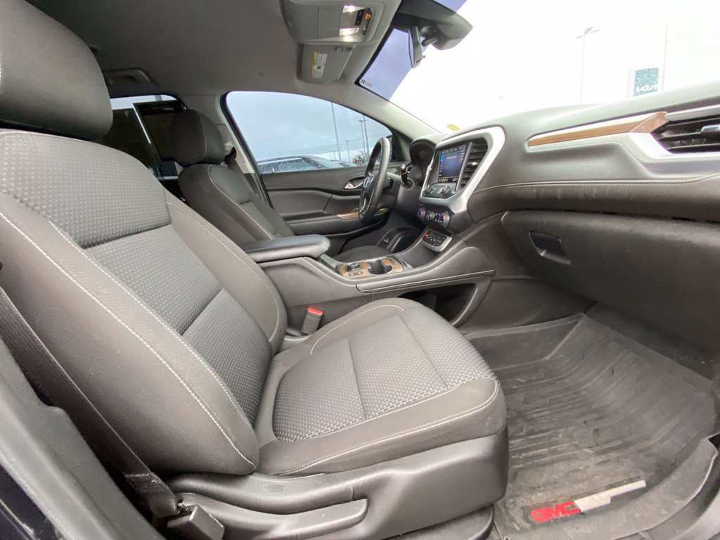 Used 2022 GMC Acadia SLE w/ Driver Convenience Package FWD image 28