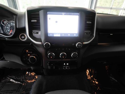Used 2023 RAM 1500 Big Horn AWD/4WD image 16
