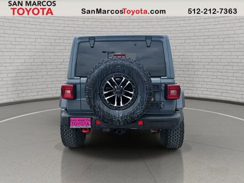 Used 2024 Jeep Wrangler Unlimited Rubicon image 6