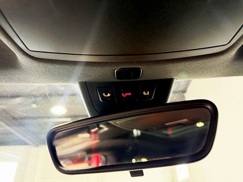 Used 2018 Mercedes-Benz CLA 250 4MATIC image 24