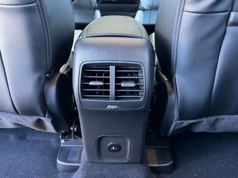 New 2025 Ford Escape SE w/ PHEV Premium Package image 29