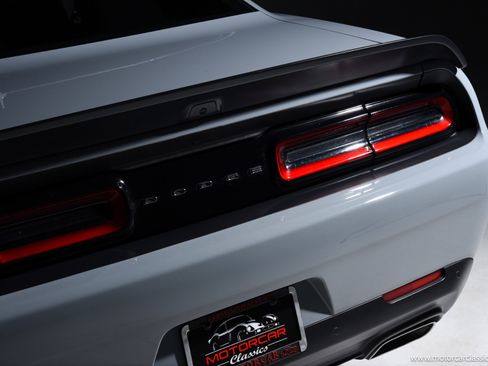 Used 2021 Dodge Challenger R/T Scat Pack image 16