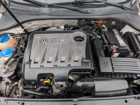 Used 2014 Volkswagen Passat TDI SEL Premium FWD image 27