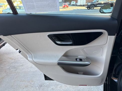 Certified 2022 Mercedes-Benz C 300 4MATIC Sedan image 18