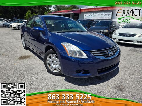 Used 2010 Nissan Altima 2.5 S FWD image 1
