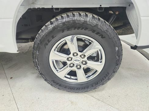 Used 2019 Ford F150 XLT w/ Equipment Group 302A Luxury image 43