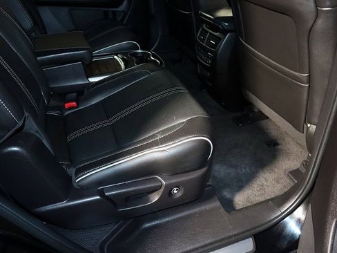 Used 2017 Acura MDX SH-AWD w/ Advance Package image 33