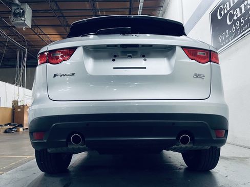 Used 2020 Jaguar F-PACE AWD/4WD image 10