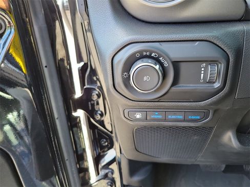 Used 2023 Jeep Wrangler Unlimited Rubicon 4xe w/ Steel Bumper Group image 19