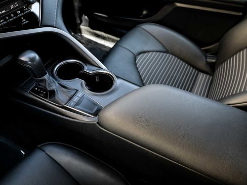 Used 2023 Toyota Camry SE w/ Convenience Package image 22