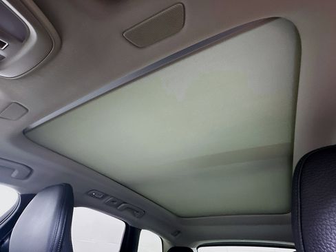 Used 2025 Volvo XC60 B5 Plus image 26