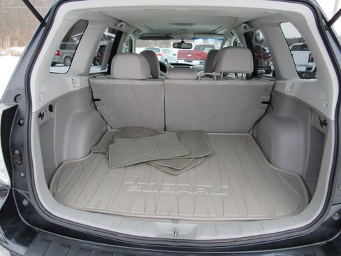 Used 2010 Subaru Forester 2.5X Premium w/ Popular Equipment Group 1A image 16