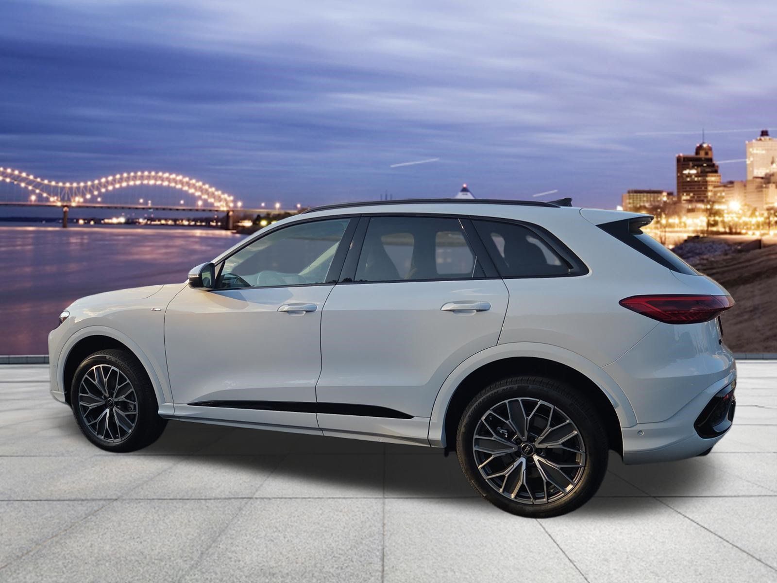 New 2026 Audi Q5 Premium Plus AWD/4WD image 3