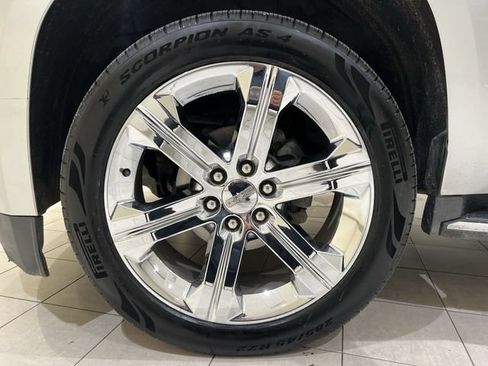 Used 2020 GMC Yukon XL Denali w/ Open Road Package RWD image 31