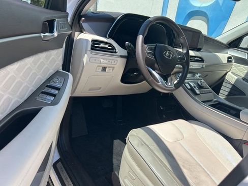 Used 2021 Hyundai Palisade Calligraphy image 14