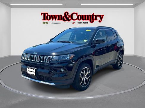 Certified 2025 Jeep Compass Limited AWD/4WD image 3