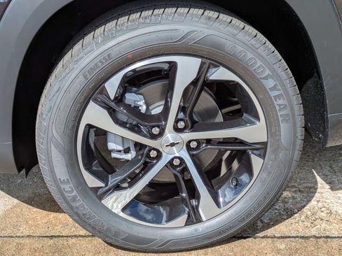 New 2026 Chevrolet Trax RS w/ Driver Confidence Package FWD image 29