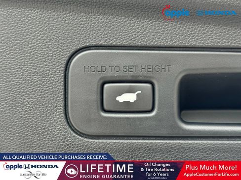 Used 2023 Acura MDX SH-AWD w/ Technology Package image 22