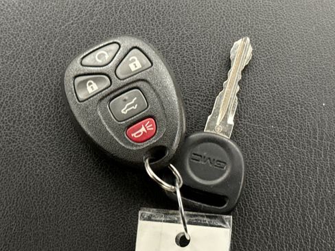 Used 2017 GMC Acadia Limited SLT image 25