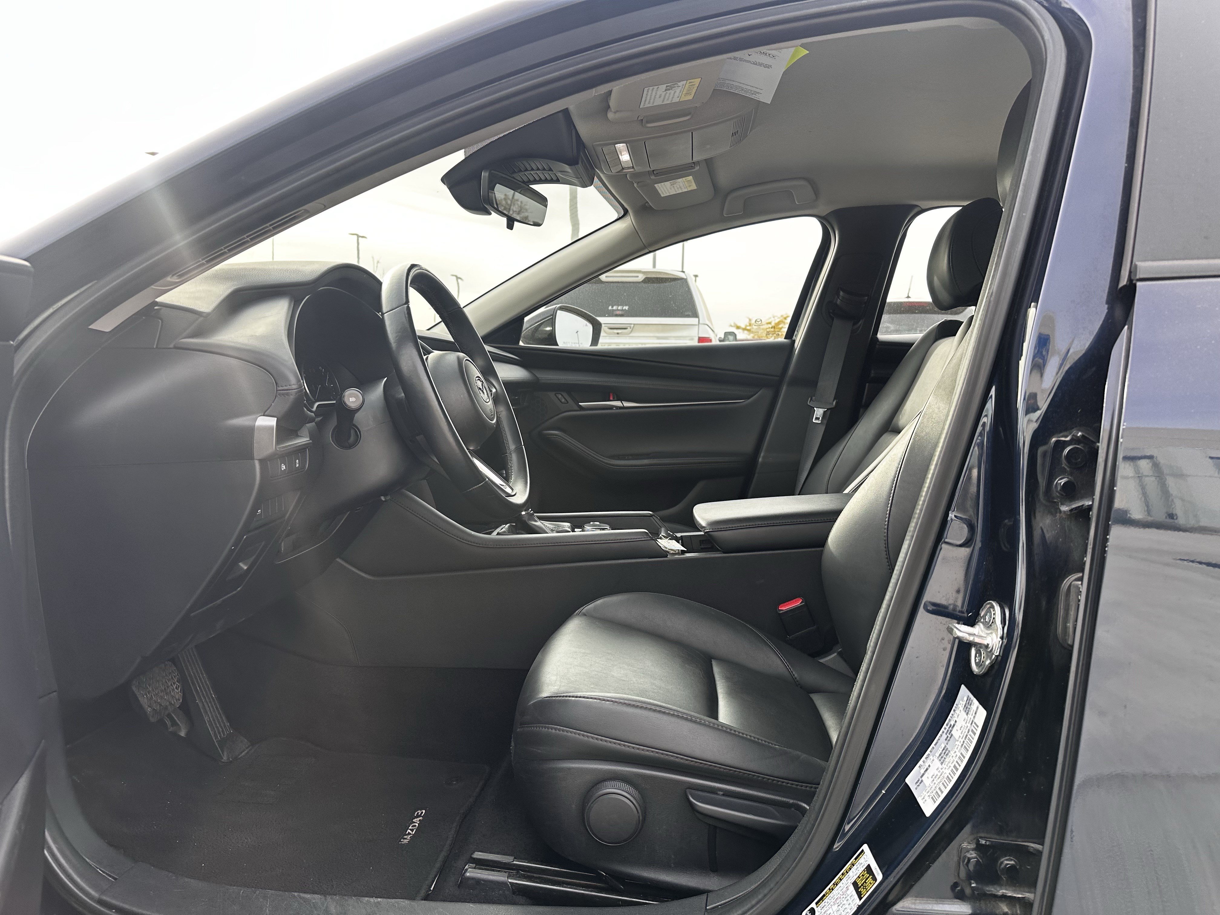 Used 2025 MAZDA MAZDA3 s FWD image 7