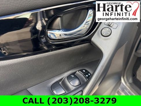 Used 2022 Nissan Rogue Sport SL image 20