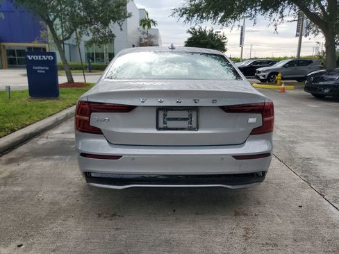 Certified 2023 Volvo S60 T8 Plus AWD/4WD image 5