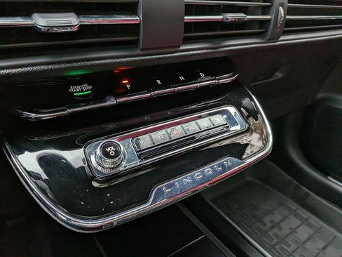 Used 2023 Lincoln Corsair Reserve w/ Equipment Group 201A image 39