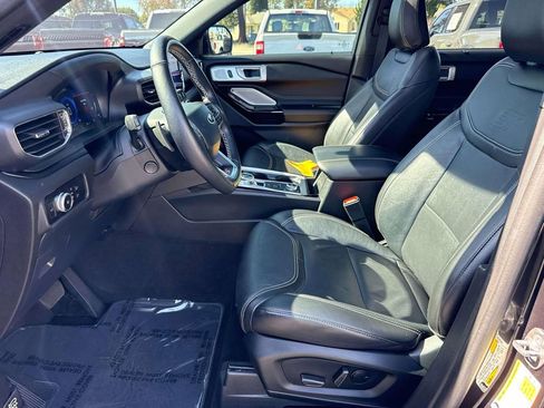 Used 2023 Ford Explorer ST w/ Equipment Group 401A image 23