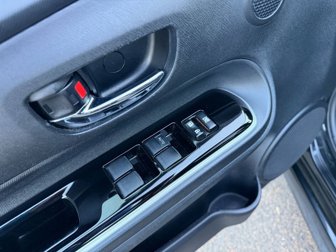 Used 2018 Toyota Prius C Three FWD image 33