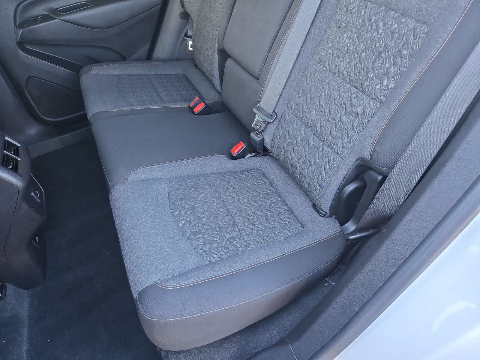Used 2024 Chevrolet Equinox LT FWD image 19