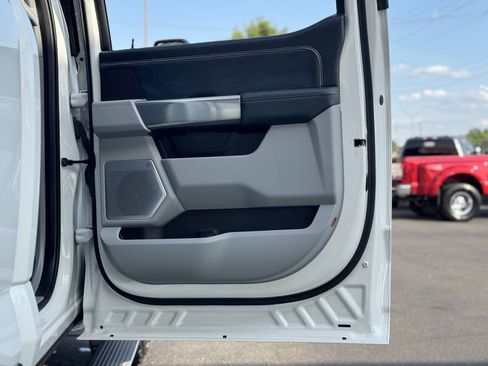Used 2024 Ford F350 Limited w/ FX4 Off-Road Package AWD/4WD image 38