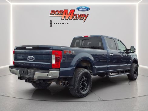Used 2018 Ford F350 XLT w/ XLT Premium Package AWD/4WD image 4