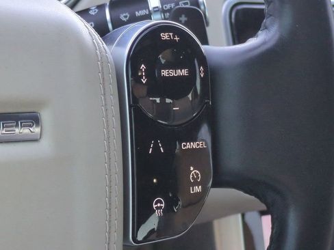 Used 2019 Land Rover Range Rover HSE image 27