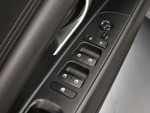 Used 2023 Hyundai Elantra SEL w/ Convenience Package image 15