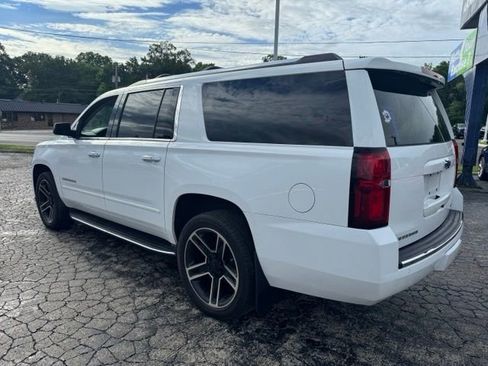 Used 2020 Chevrolet Suburban Premier AWD/4WD image 4