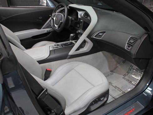 Used 2019 Chevrolet Corvette Grand Sport RWD image 44