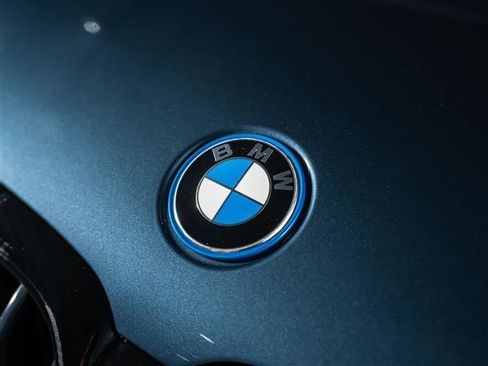 Used 2023 BMW 530e w/ M Sport Package RWD image 13