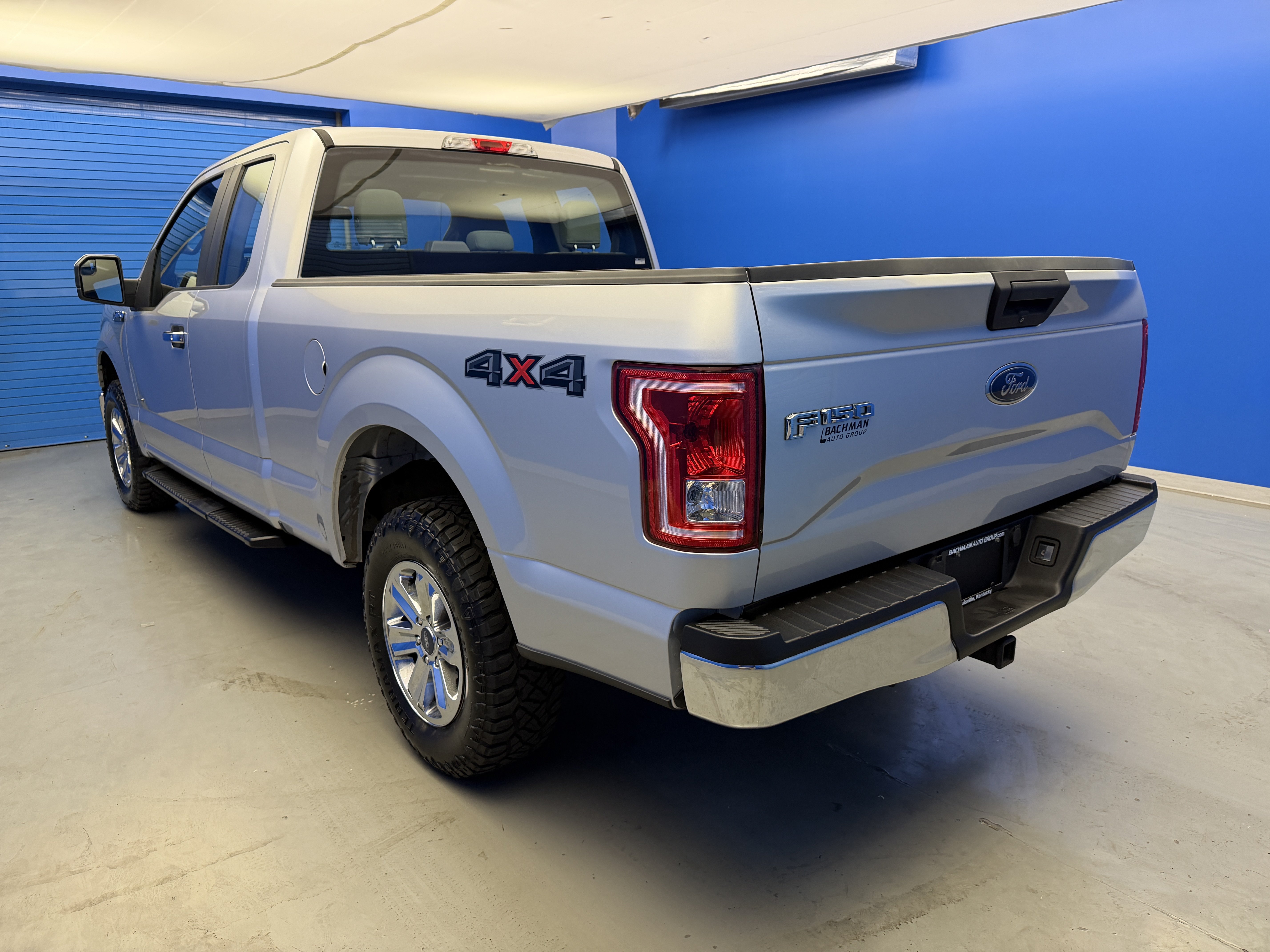 Used 2017 Ford F150 XL w/ Equipment Group 101A Mid AWD/4WD image 5