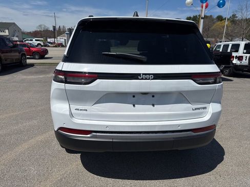 New 2026 Jeep Grand Cherokee Limited AWD/4WD image 4