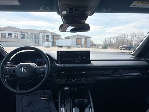 Used 2023 Honda Accord Sport image 27