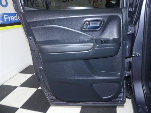 Used 2020 Honda Ridgeline Sport image 26