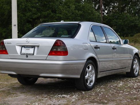 Used 2000 Mercedes-Benz C 280 Sedan image 11