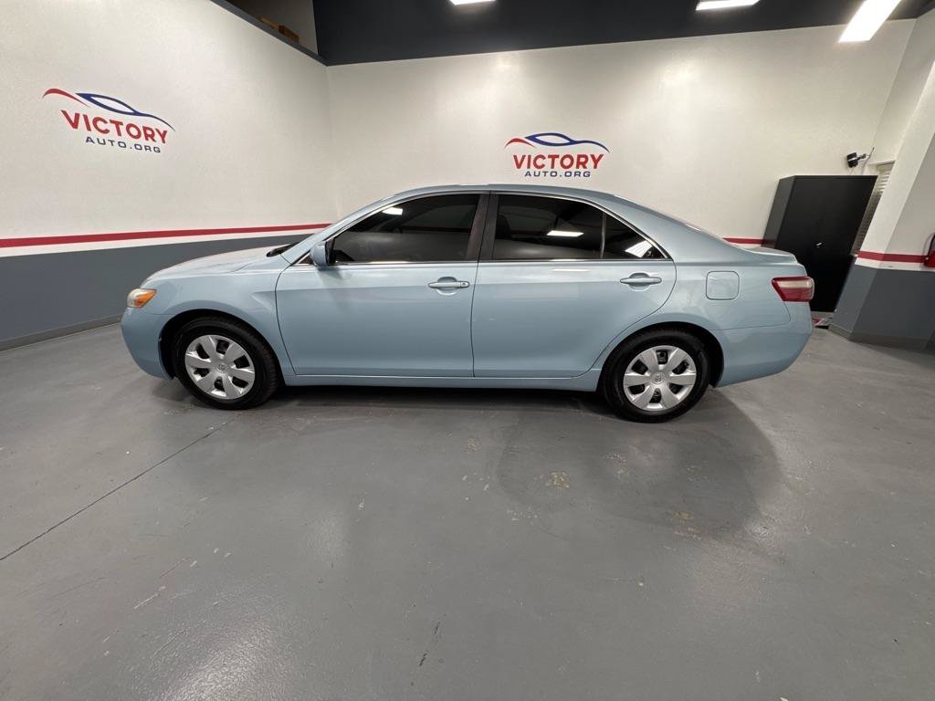 Used 2009 Toyota Camry LE FWD image 5