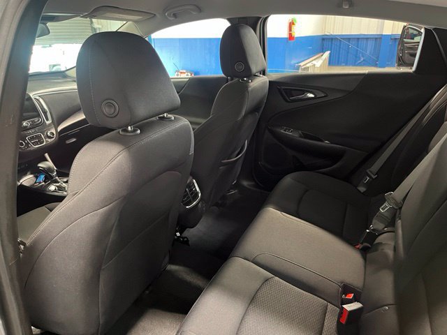 Used 2023 Chevrolet Malibu LT FWD image 18