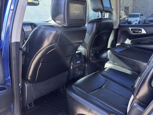 Used 2018 Nissan Pathfinder Platinum image 20