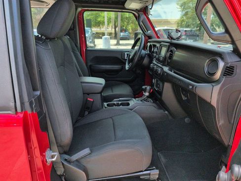 Used 2020 Jeep Wrangler Sport AWD/4WD image 25