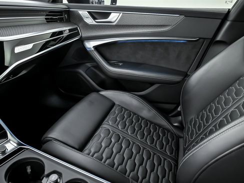 Used 2021 Audi RS 7 Sportback w/ Black Optic Package image 40