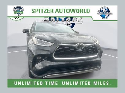 New 2026 Toyota Highlander Platinum
