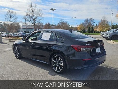 Certified 2025 Honda Civic Sport image 6